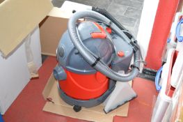 *Qualtex Wet & Dry Vacuum Cleaner (new in box)