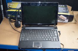 *Packard Bell KAV60 Laptop Computer with Charger