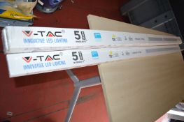 *Four 120 Lumen 60w 6ft Prismatic Fitting Lights