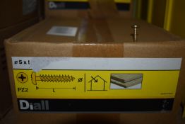 *Four Boxes of 5mm x 20mm PZ Screws