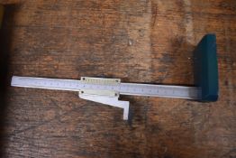 Vernier Height Gauge