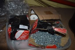 *Tray of ~2000 6x3/4 Self Taping Screws