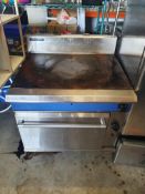 * Gas oven with bullseye flat top