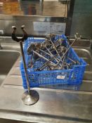 * 16 x table number stands