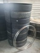 * stackable inserts for Aqualife tank x 18, plus 2 x hoops for securing lids