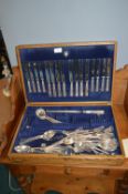 Maplin & Webb Oak Cutlery Canteen and Contents