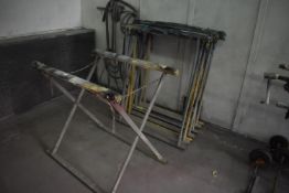 *Five Spray Shop Panel Stands