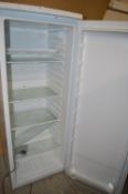 *Upright Refrigerator CTL55W18