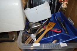 *Quantity of Cutlery, Cutlery Holder, Towel Dispen