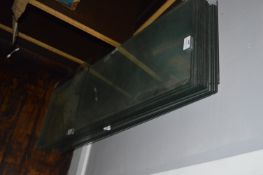 *Quantity of Glass Shelves