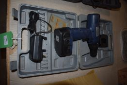 *CPD101 80T2 18v Drill with Charger and Case