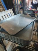 * 6 x baking trays