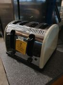 * 4 slice toaster