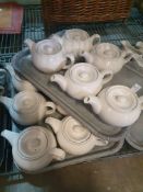 * 11 x tea pots