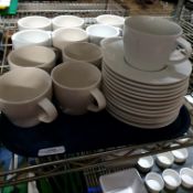 * 12 x cups and saucers
