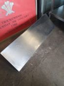 * S/S shelf with brackets - 1000w x 300d