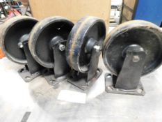 * Set of 4 Steel casters