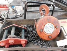 * Peloby 1500kg Block and Chain with gantry roller