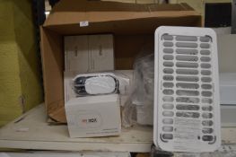 *Six VR Glasses and Three Drainage Trays