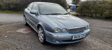 2004 Jaguar X Type AWD 2.5 litre SE Auto Reg. no. BK54 CZA