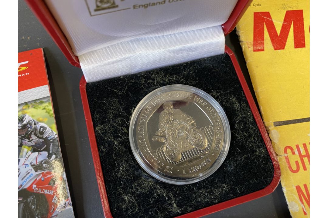 A cased Joey Dunlop commemorative crown by Pobjoy Mint, four Isle of Man TT commemorative issue 50 - Image 3 of 3