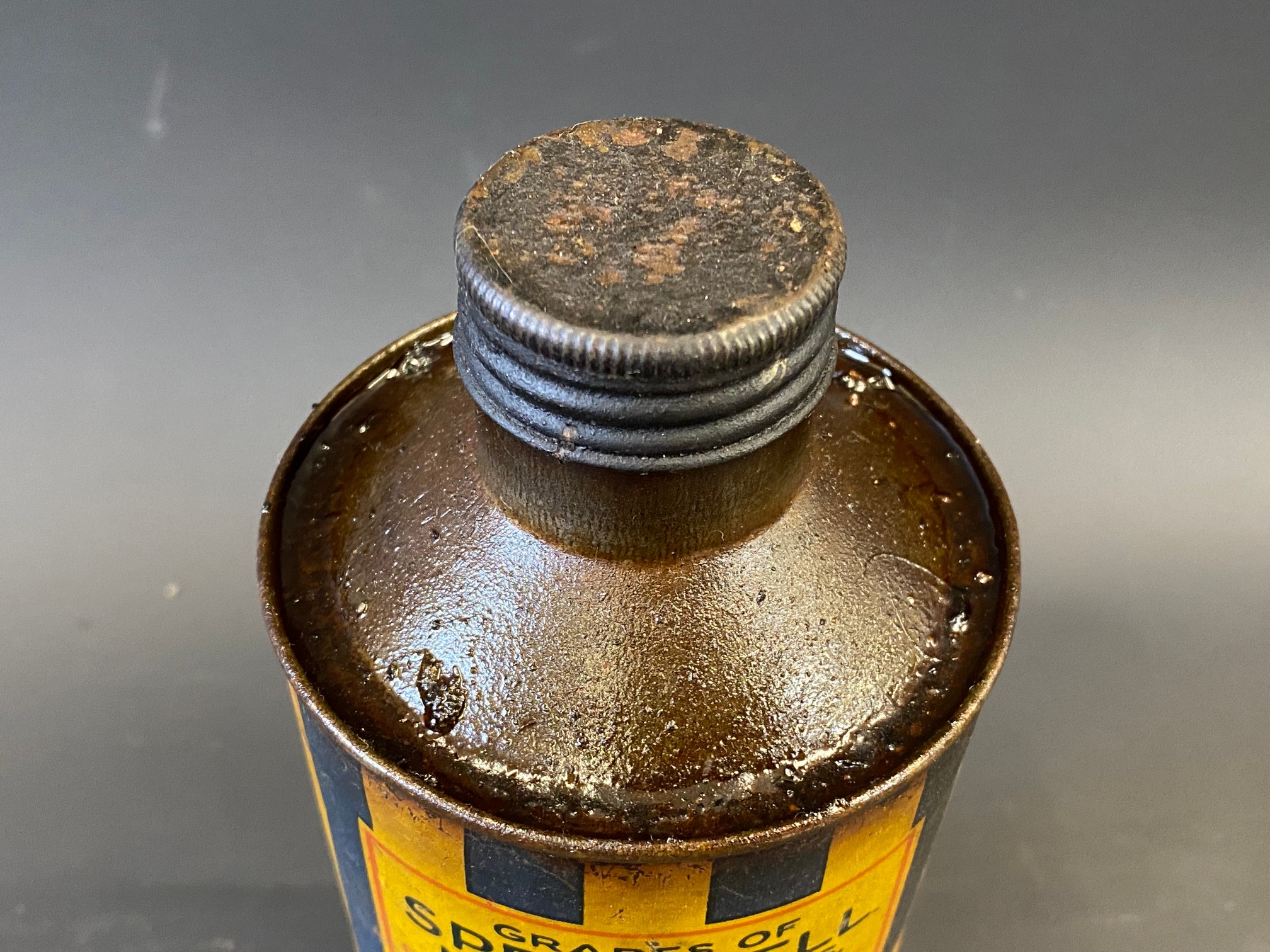 A Speedwell cylindrical quart can. - Image 3 of 4