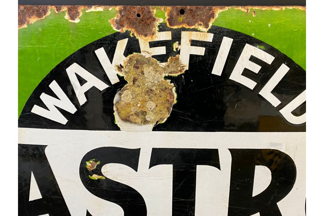 A Wakefield Castrol Motor Oil rectangular enamel sign, the scarcer green version, by Bruton of - Image 3 of 7