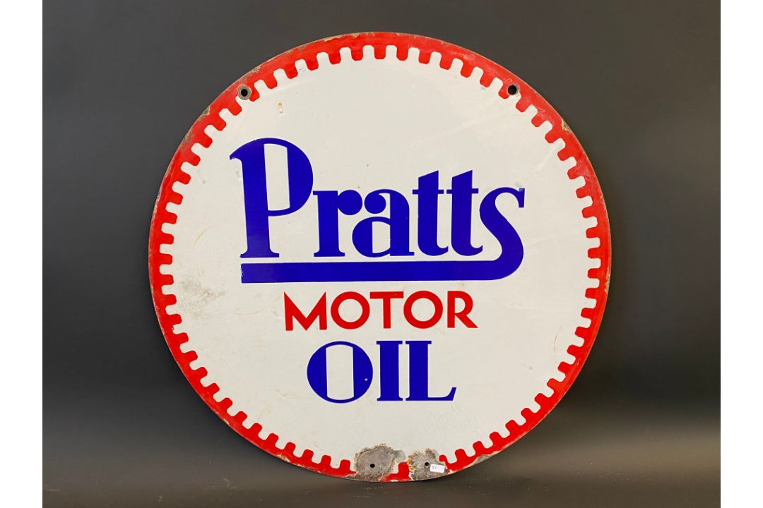 A Pratts Motor Oil circular double sided enamel sign, in good condition, 21" diameter. - Image 4 of 6