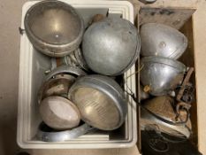 A quantity of lamps for restoration.