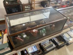 A late Victorian/Edwardian mahogany counter top rear opening display cabinet, 35 1/2