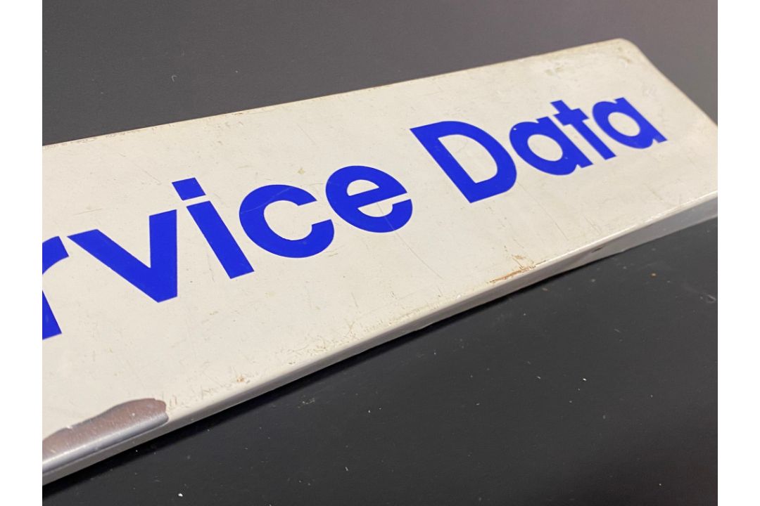 A Mobil Service Data tin pediment sign, 18 x 3". - Image 4 of 5