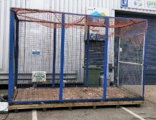 1 x Large Steel Cage With Wooden Base - Suitable For Flat Bed Trucks - Size: H250 x L374 x D180