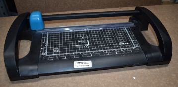 1 x Avery A4TR Office Paper Trimmer - Ref: MPC105 P1 - CL678 - Location: Altrincham WA14This lot