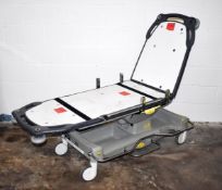 1 x Hospital Bed - CL011 - Ref: JP232 WH5 - Location: Altrincham WA14