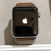 1 x Apple Watch Series 2 With A Brown Hermès Branded Leather Strap - No VAT on the Hammer -