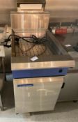 1 x Blueseal Chip Scuttle - Ref: BGC039 - CL807 - Covent Garden, LondonFrom a recently closed