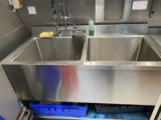 1 x Large Stainless Steel Freestanding Commercial Double Sink Unit With Hot And Cold Tap And Rinse