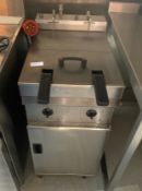 1 x Valentine Twin Basket Fryer - Ref: BGC040 - CL807 - Covent Garden, LondonFrom a recently