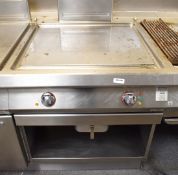 1 x Angelo Po Solid Top Electric Cooking Griddle With Base - AISI 304 Stainless Steel Construction