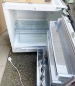1 x Neff K4316UK Integrated Fridge with Oak Door