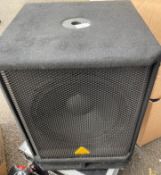 2 x Behringer Euroline VQ1500D Speakers