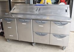 1 x Williams Onyx CPC4 Refrigerated Prep Counter With Pizza Topper, Four Drawers and Two Doors - RRP