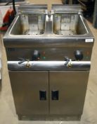 1 x Lincat A007 Freestanding 240v Twin Tank Electric Fryer