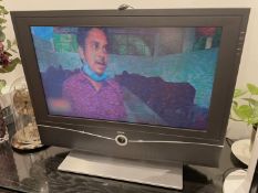 1 x Stylish 'Loewe Xelos' A 26 Television and Remote control - Dimensions To Follow - RRP £1,500!