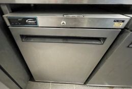 1 x Williams Amber HA135SA Undercounter Refrigerator With Stainless Steel Finish - RRP £1,300!