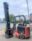1 x Translift Bendi Forklift Truck - Manufacturer Year: 2000 - Starts, Drivers and Lifts