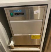 1 x Polar Undercounter Ice Maker - Size: 400mm (w) x 600mm (h) - CL776 - Ref: GB052 - Location: