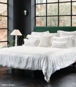 1 x GINGERLILY 'Lancaster' Luxury Super King Mulberry Silk Duvet Cover (260cm x 220cm) - Original