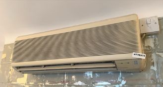1 x Mitsubishi Split Type Air Conditioning Unit - Includes Indoor Unit and Outdoor Unit