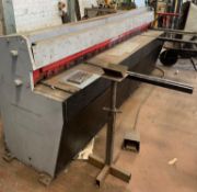 1 x Treadle Guillotene - CL464 - Location: Liverpool L19